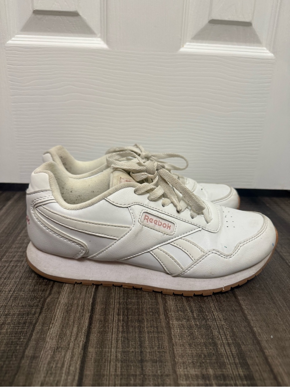 Reebok White Sneakers with Light Pink